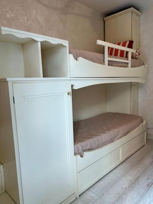 Vacanze Romane Apartment Anzio Luaran gambar